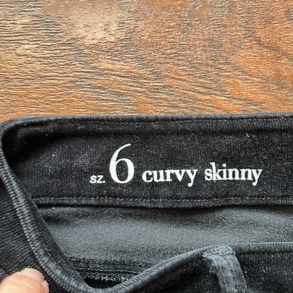- Ann Taylor Curvy Skinny Corduroy Jeans - Size 6 - Picture 3 of 7